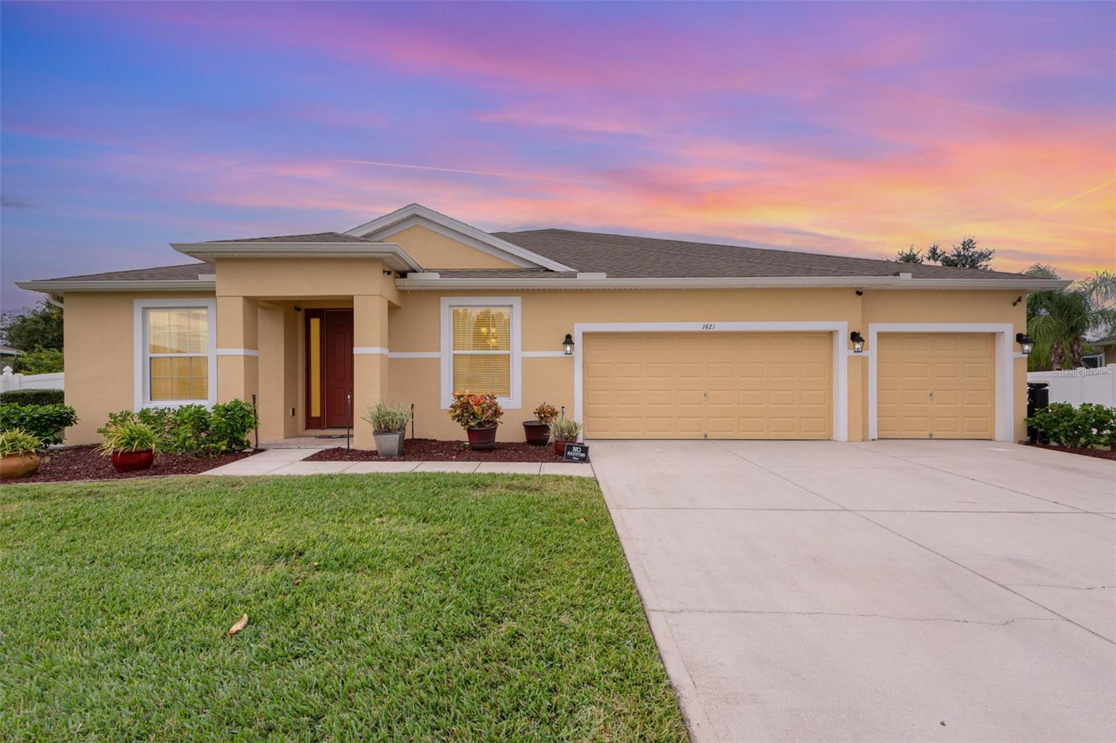 LAKE BATON ESTATES - Residential