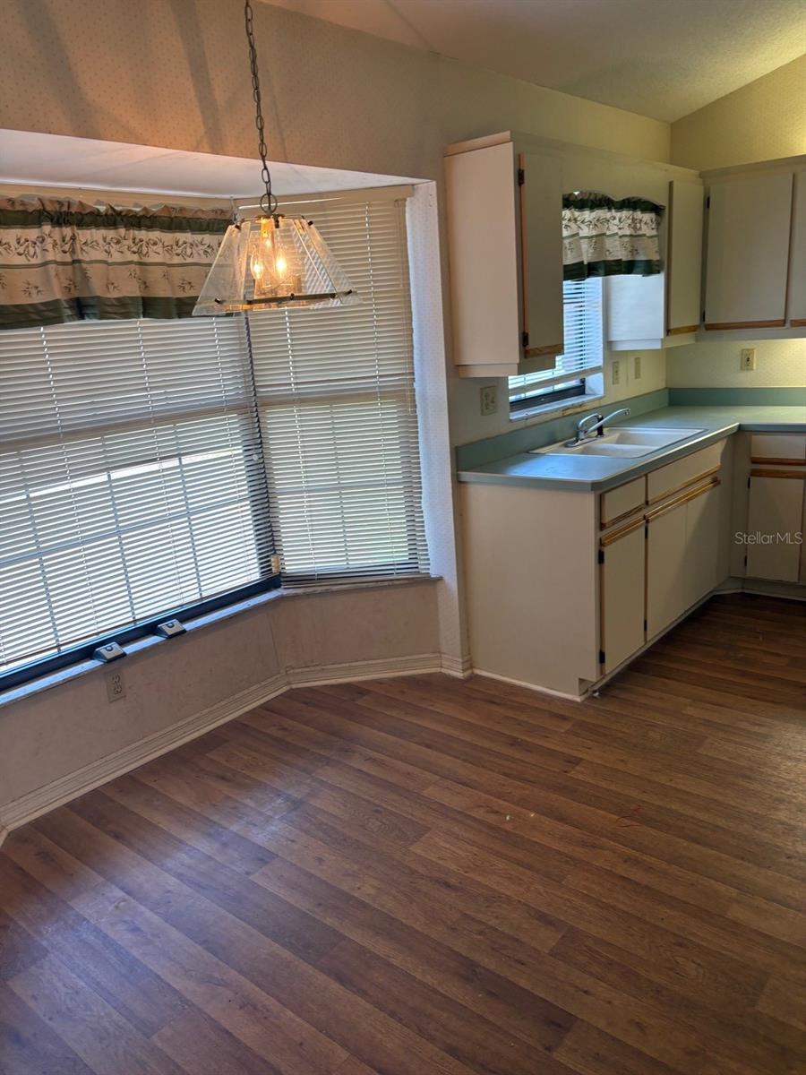MEADOW LAKE - Residential