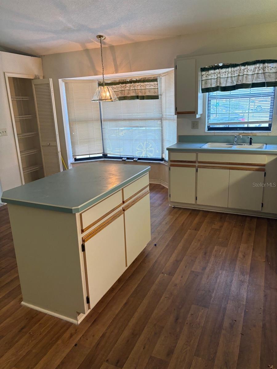 MEADOW LAKE - Residential