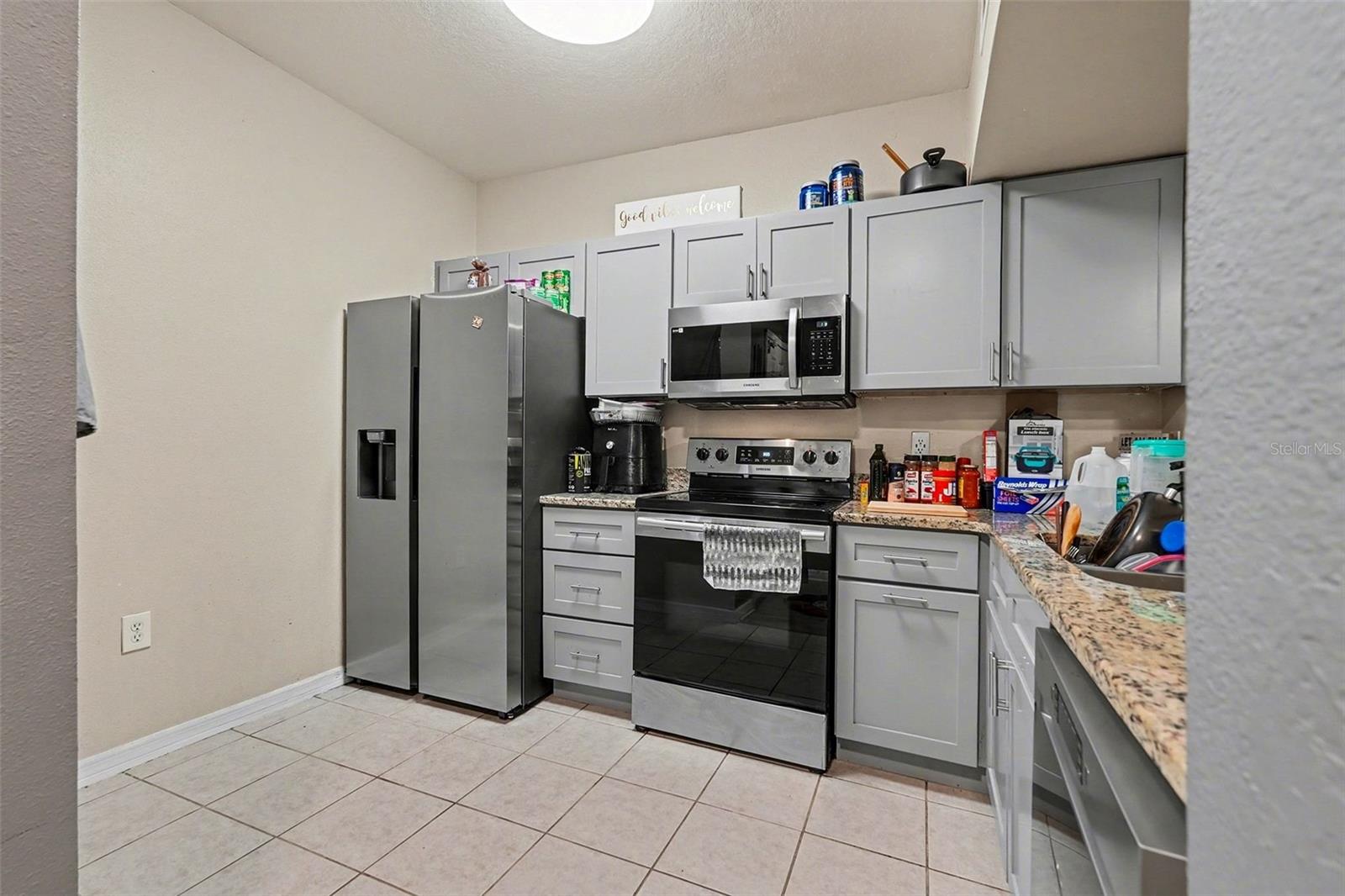VILLAGES OF BLOOMINGDALE CONDO 4 - Residential