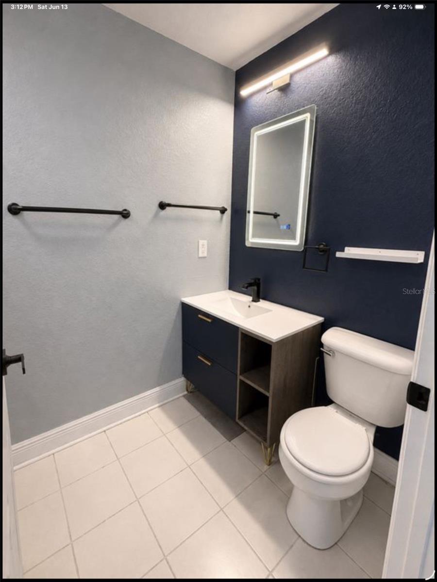 FIFTH AVE VILLAS A CONDOMIN - Residential