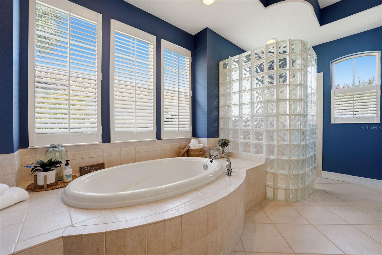 WATERLEFE GOLF & RIVER CLUB - Residential