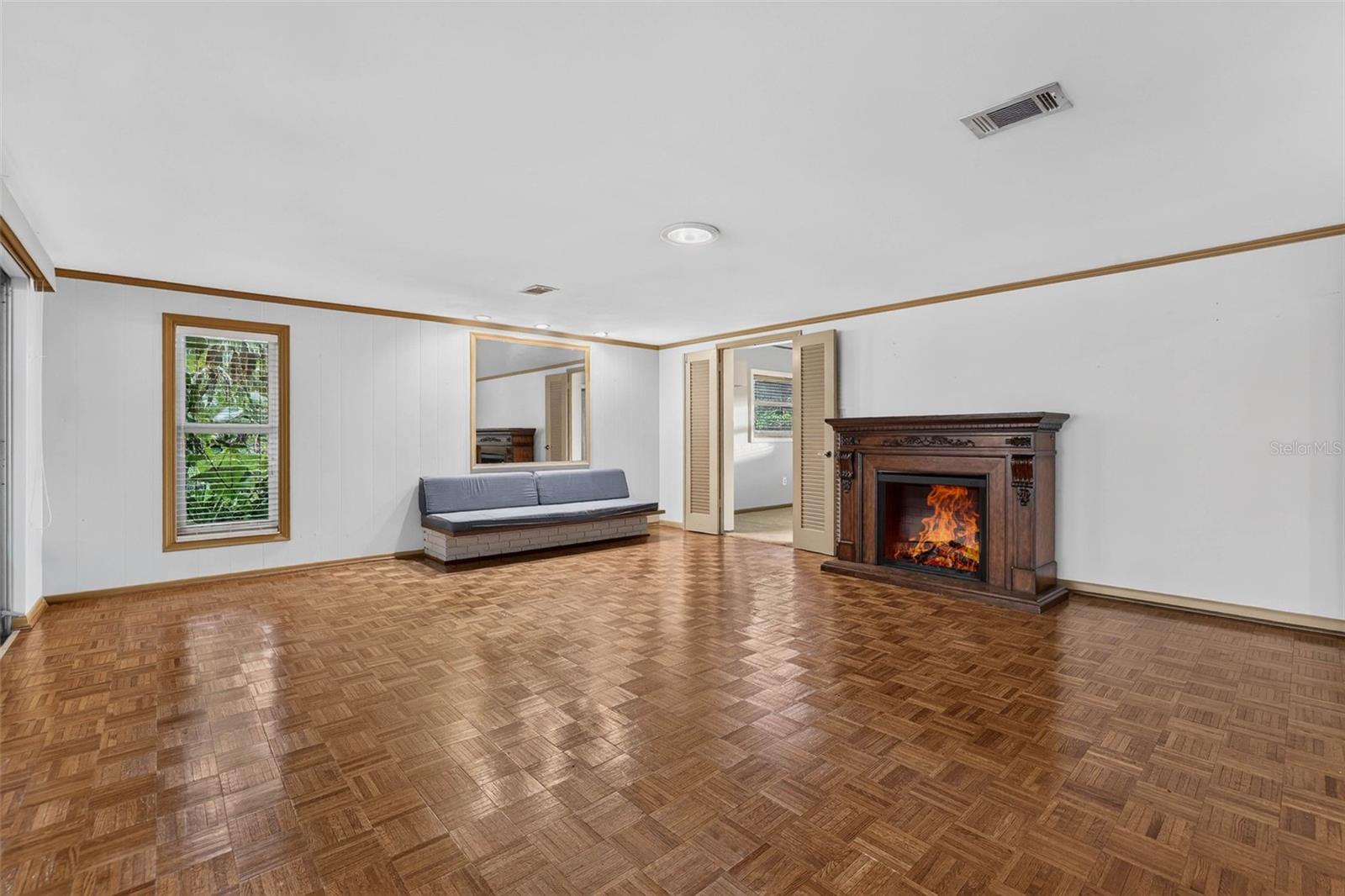 DEL ORO ESTATES - Residential
