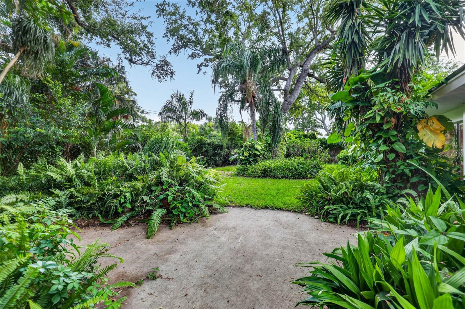 DEL ORO ESTATES - Residential