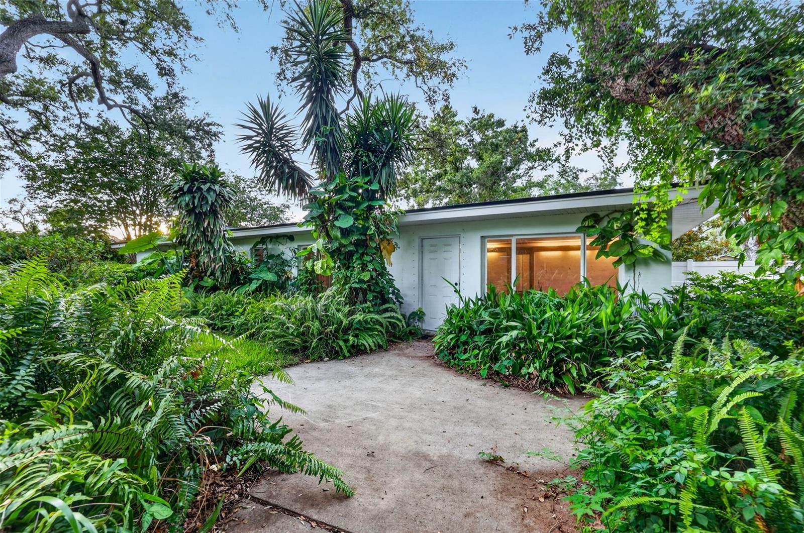 DEL ORO ESTATES - Residential