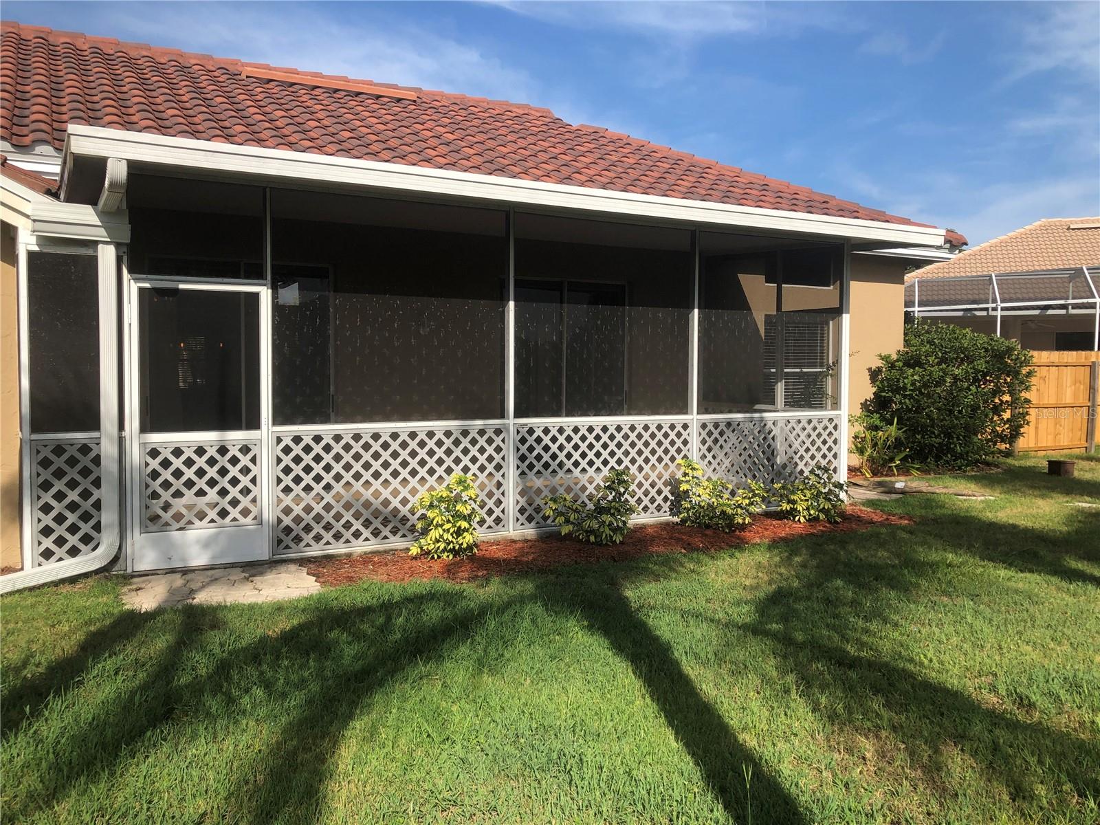 THE TRAILS PH I - Residential Lease