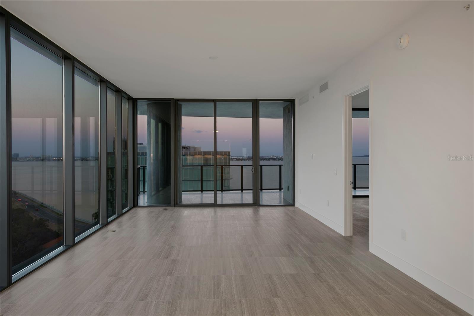 BAYSHORE YSABELLA CONDOMINIUM - Residential