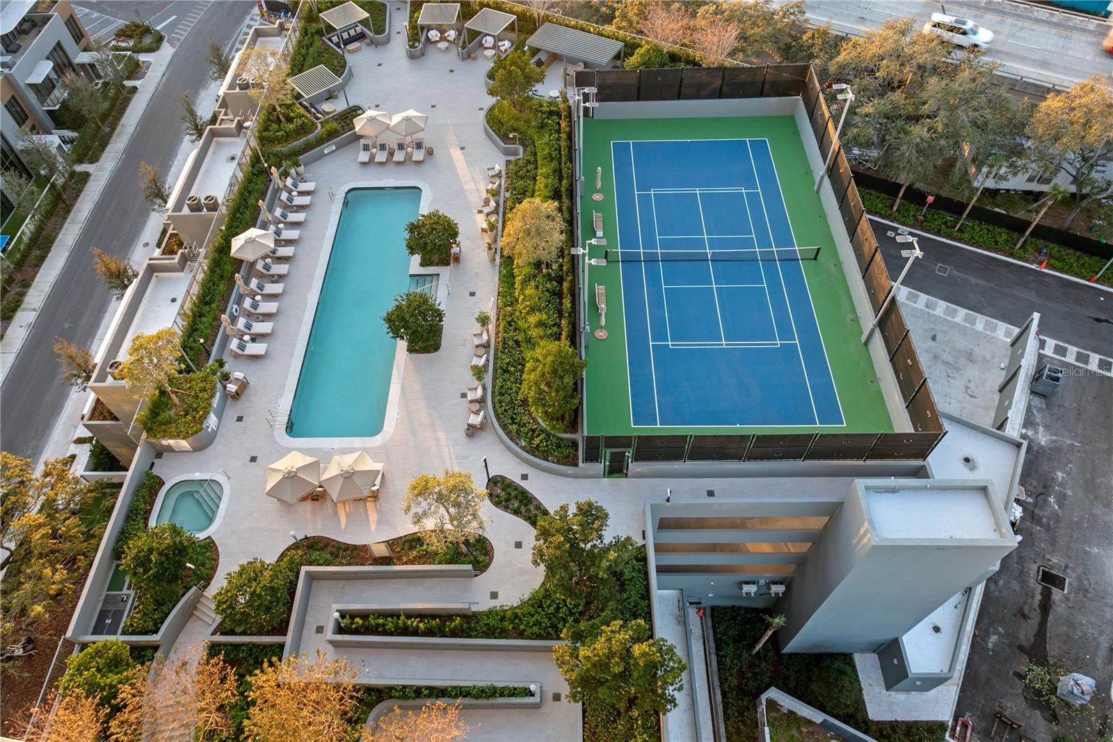 BAYSHORE YSABELLA CONDOMINIUM - Residential