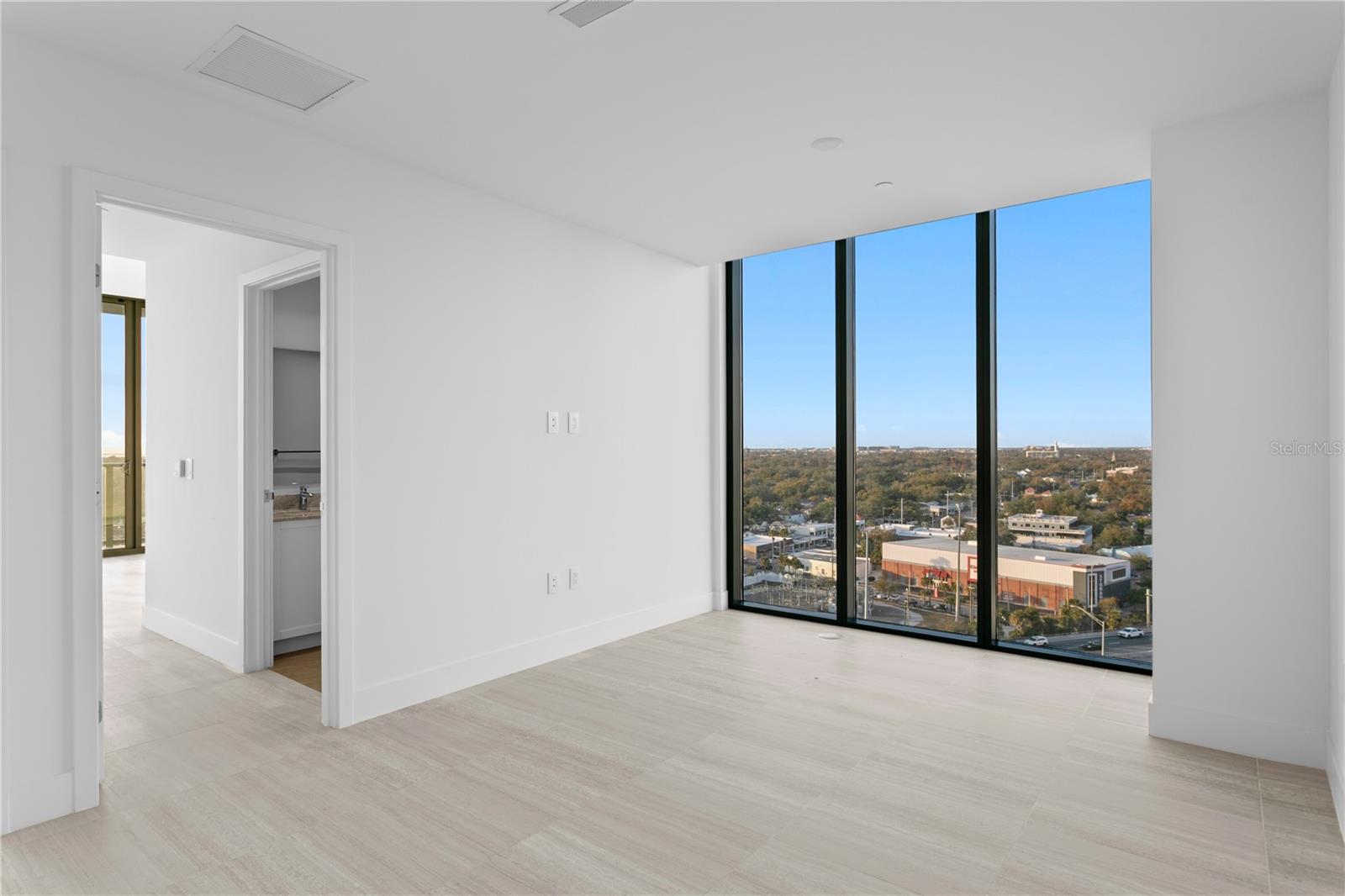 BAYSHORE YSABELLA CONDOMINIUM - Residential