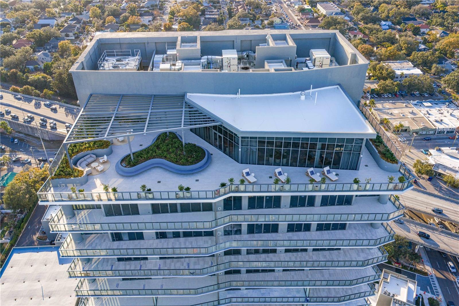 BAYSHORE YSABELLA CONDOMINIUM - Residential