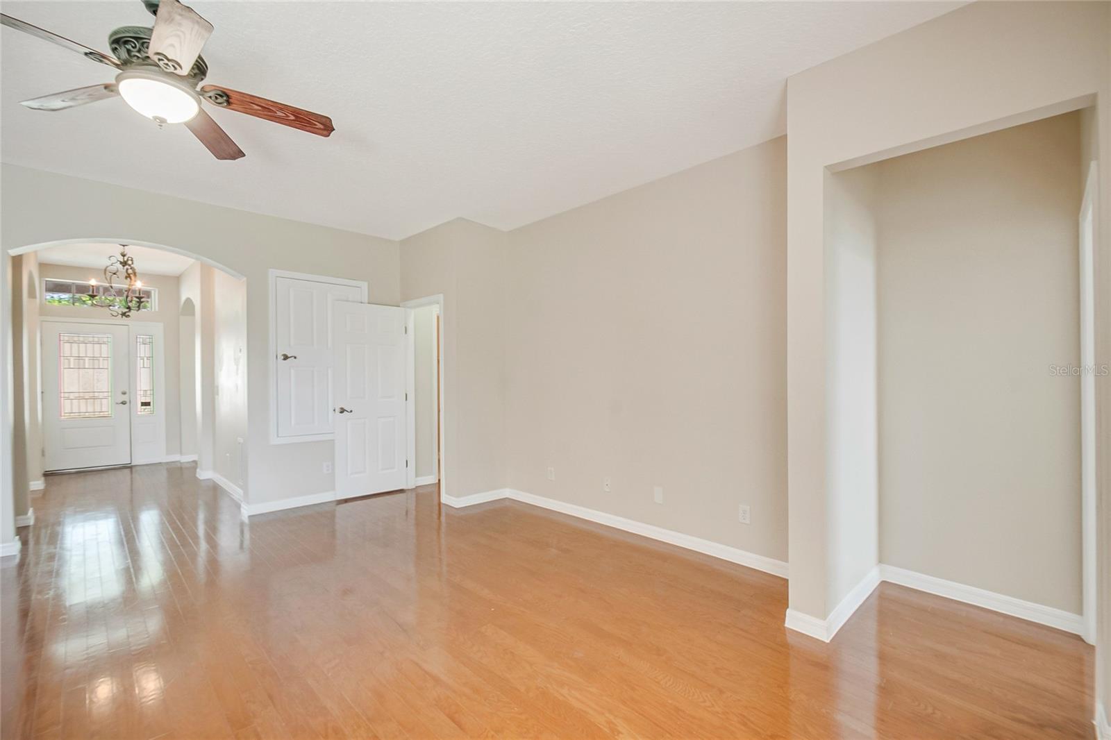 FISHER PLANTATION B D & E - Residential Lease