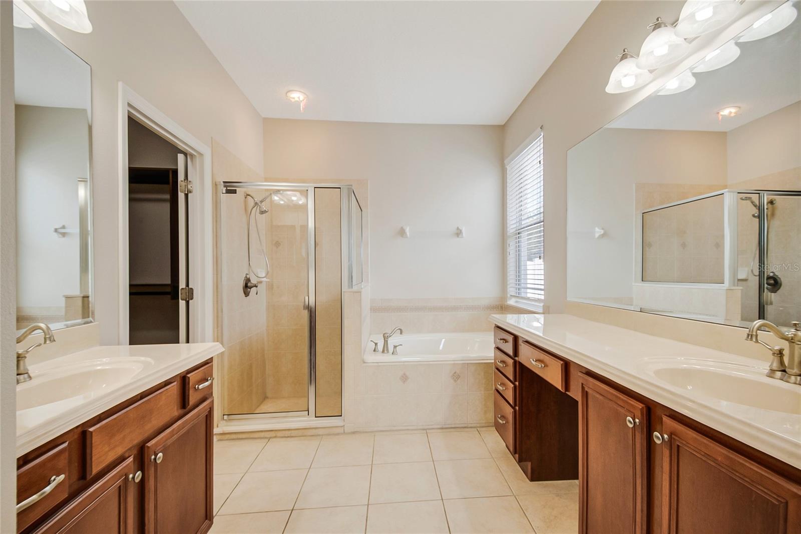 FISHER PLANTATION B D & E - Residential Lease