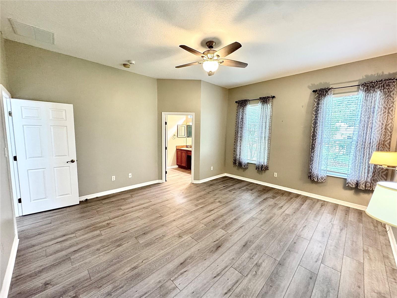 PLANTATION AT LEESBURG GLENDALE VILLAGE - Residential