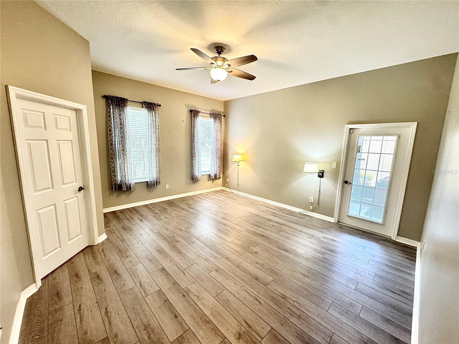 PLANTATION AT LEESBURG GLENDALE VILLAGE - Residential