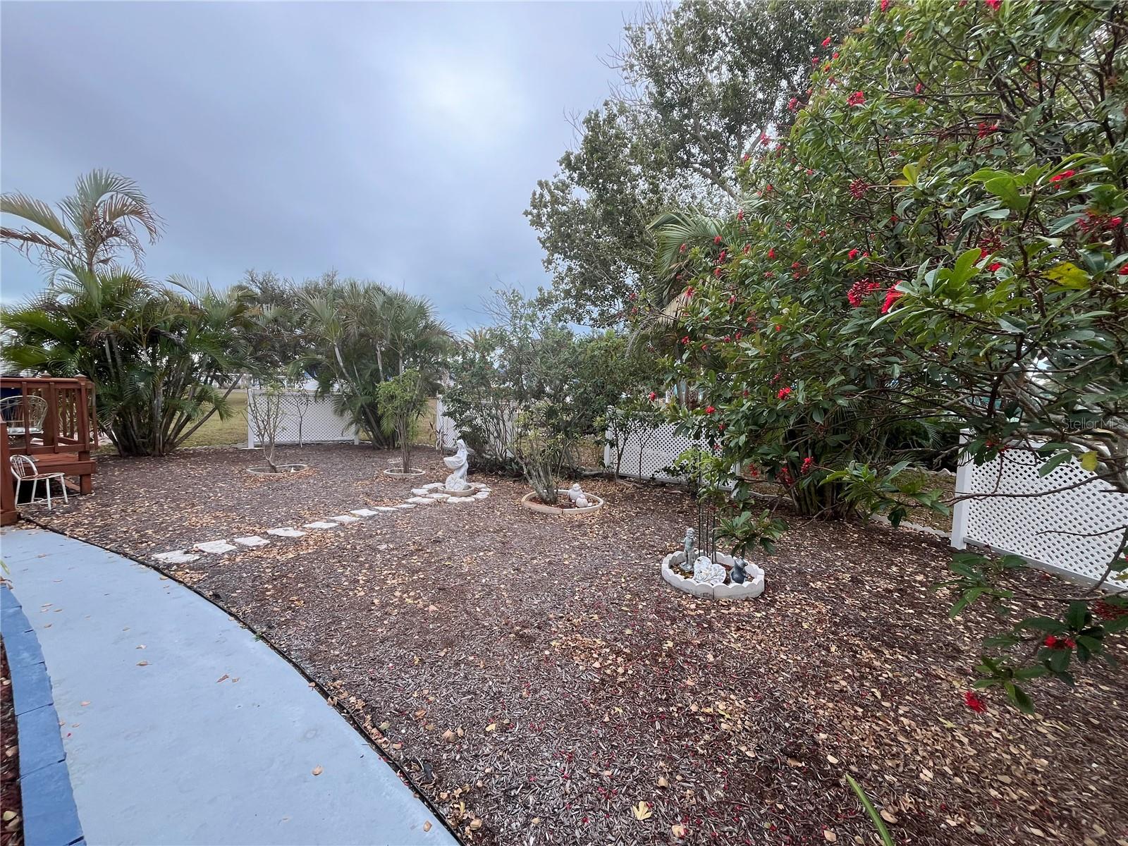 VENICE ISLE - Residential