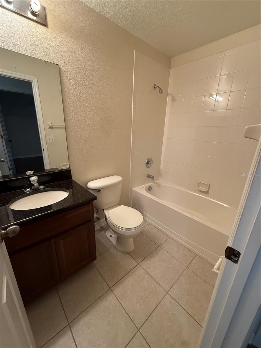 OAKCREST/SOUTHMEADOW PH D - Residential Lease