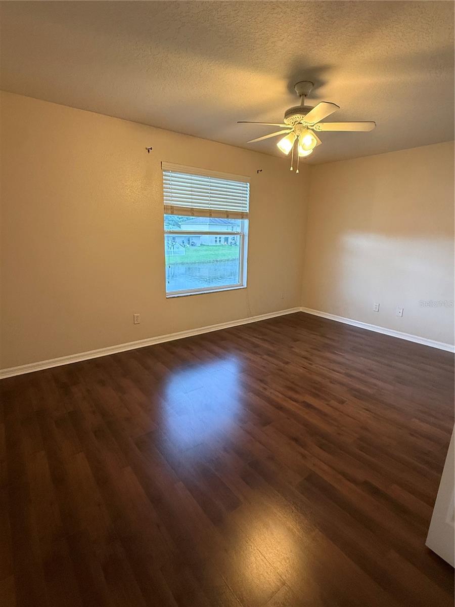 OAKCREST/SOUTHMEADOW PH D - Residential Lease