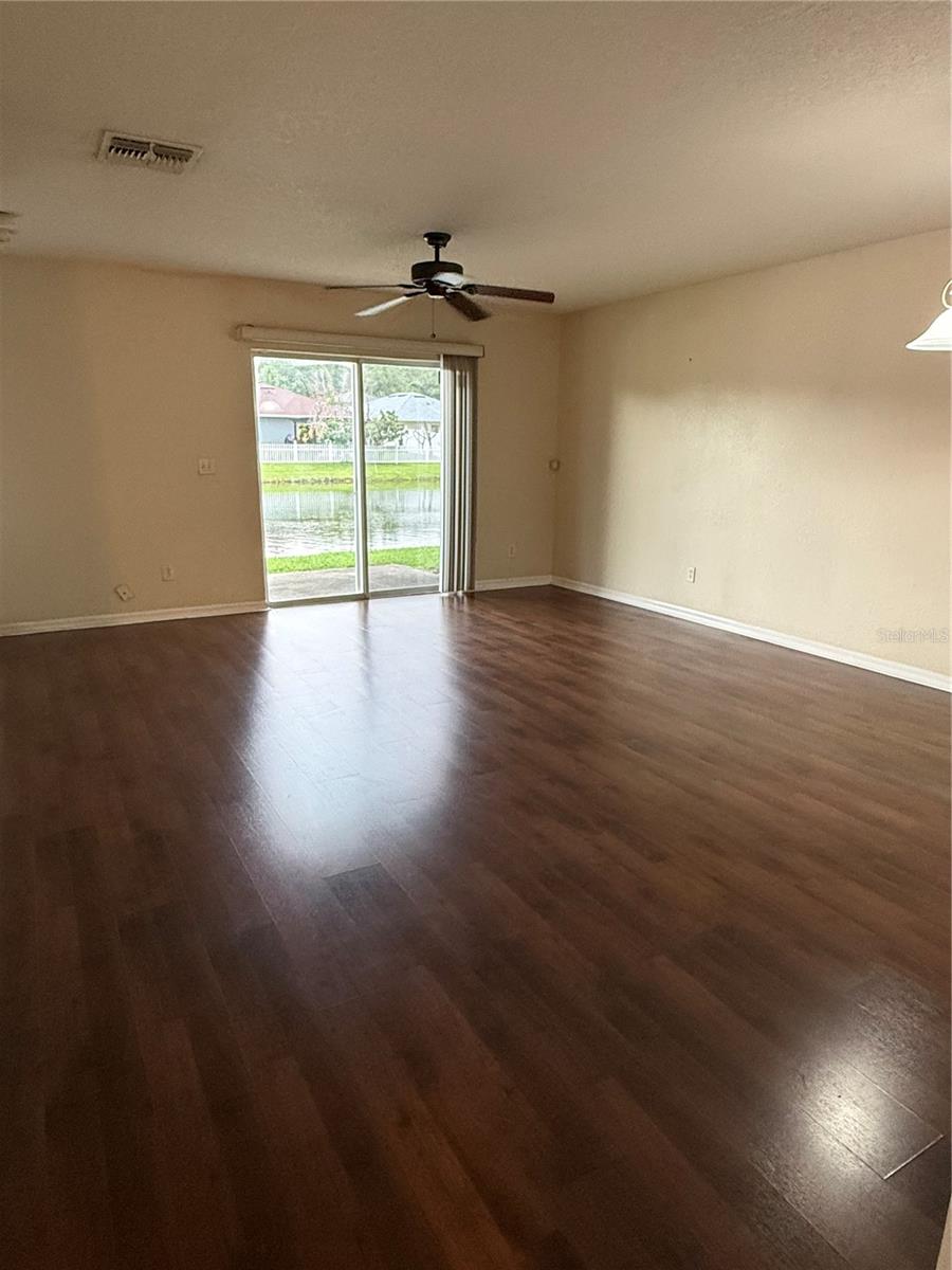 OAKCREST/SOUTHMEADOW PH D - Residential Lease