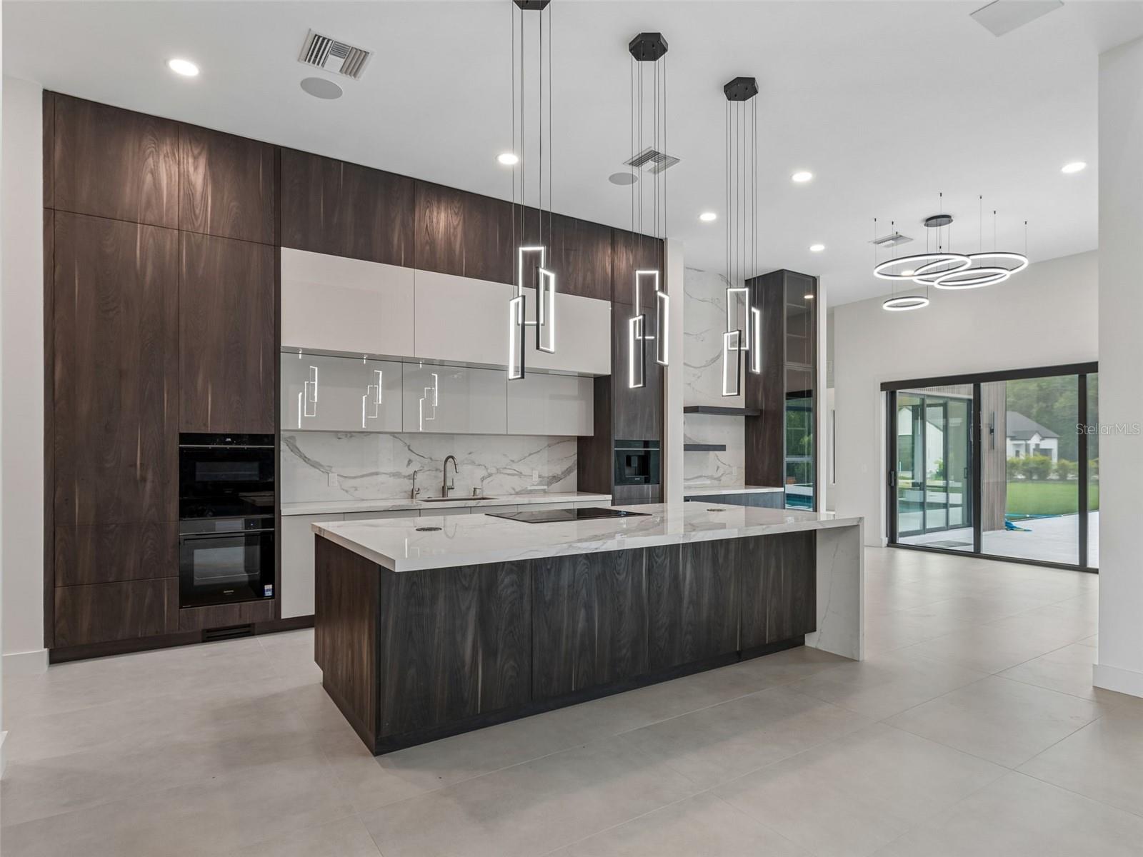 KEYSTONE PALMS - Residential
