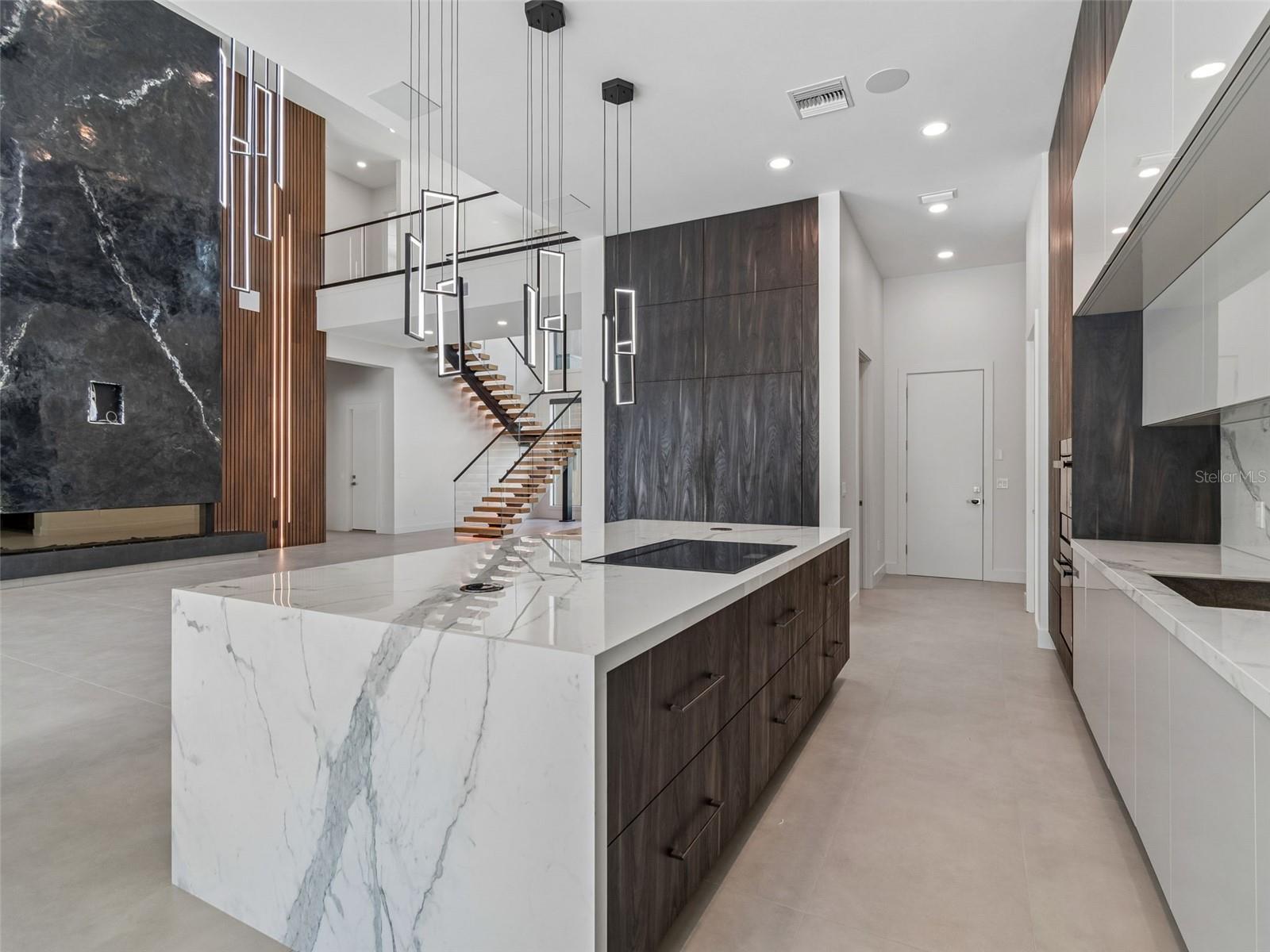 KEYSTONE PALMS - Residential