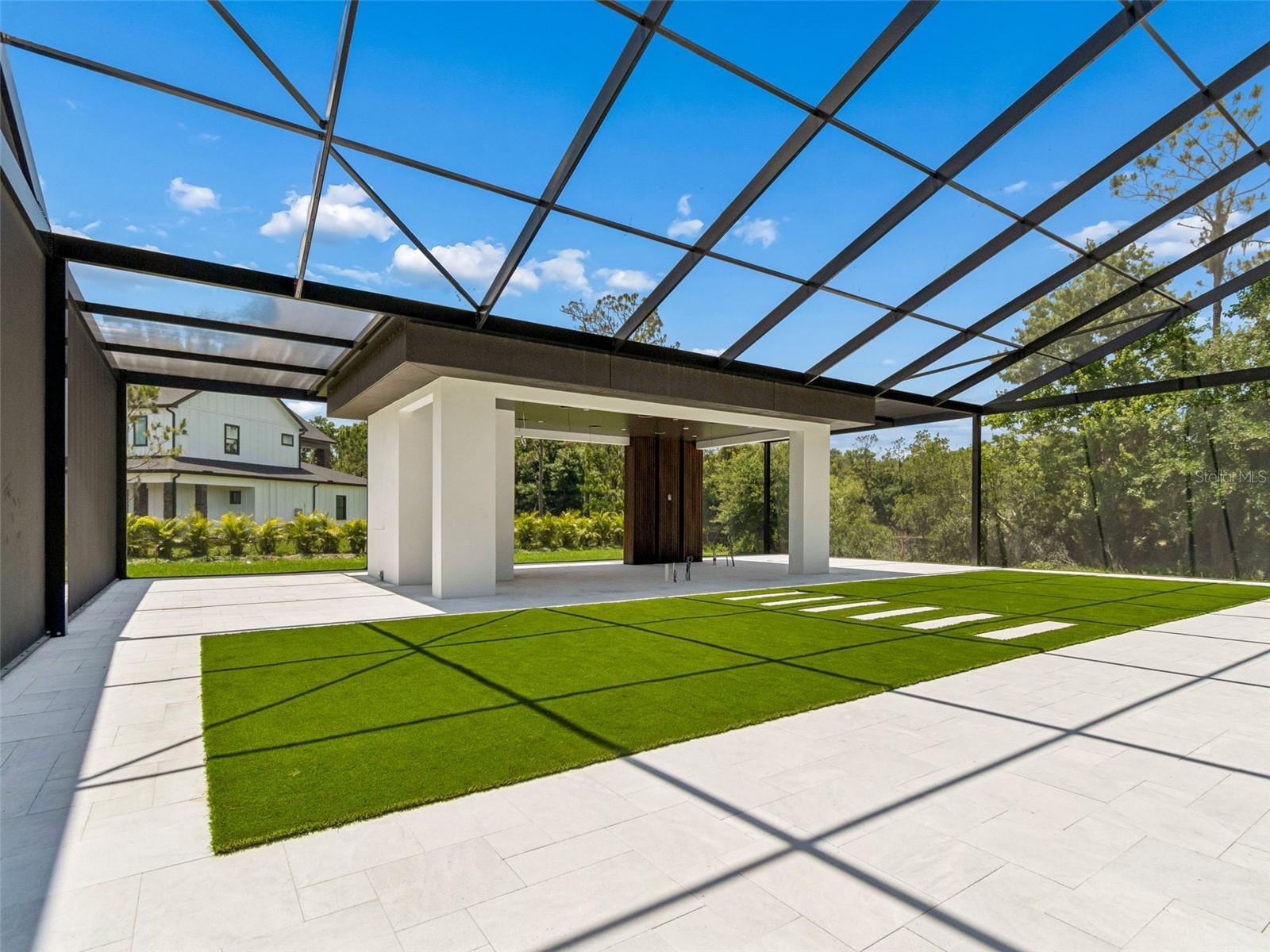 KEYSTONE PALMS - Residential
