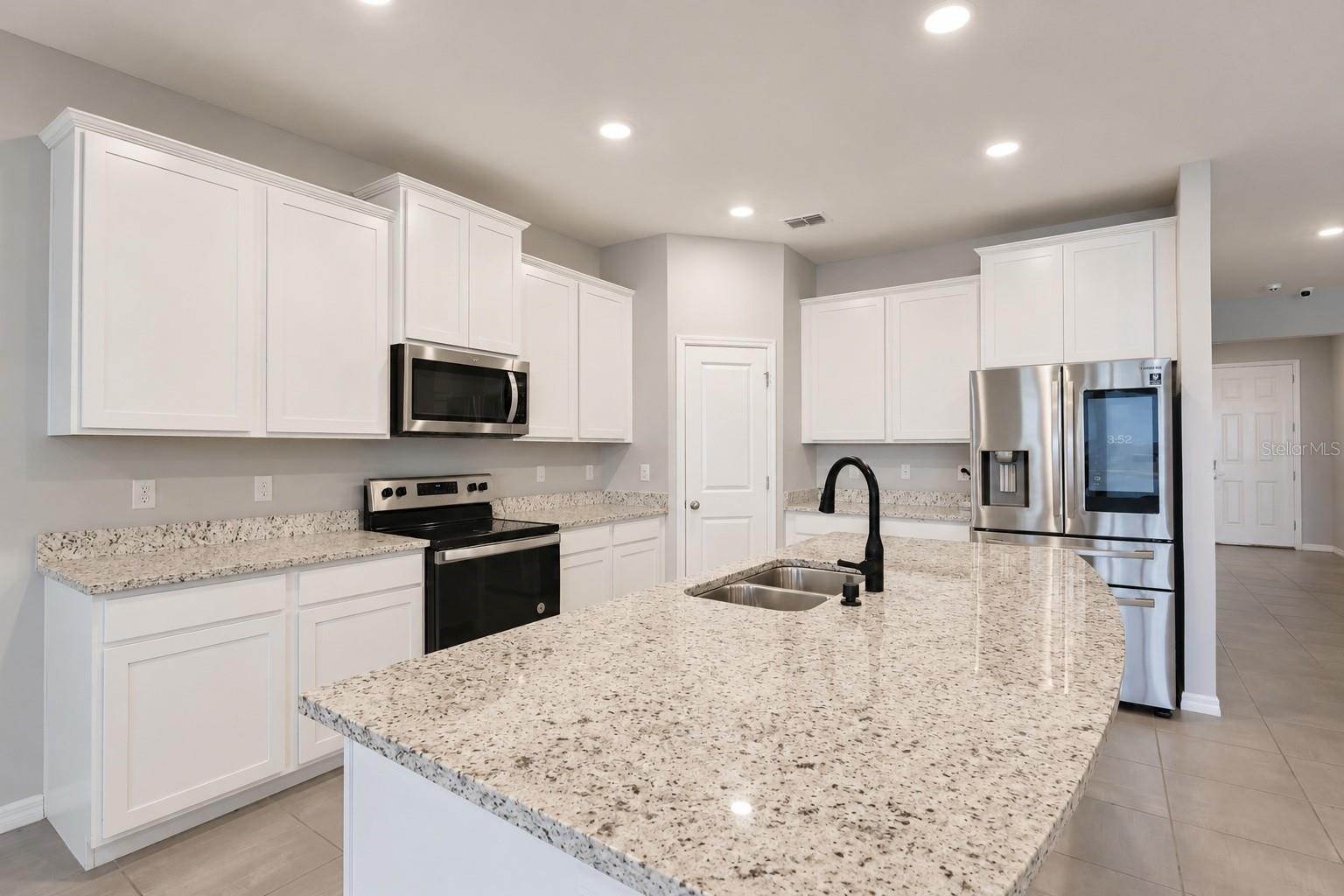 SHELL COVE PH 1 - Residential Lease