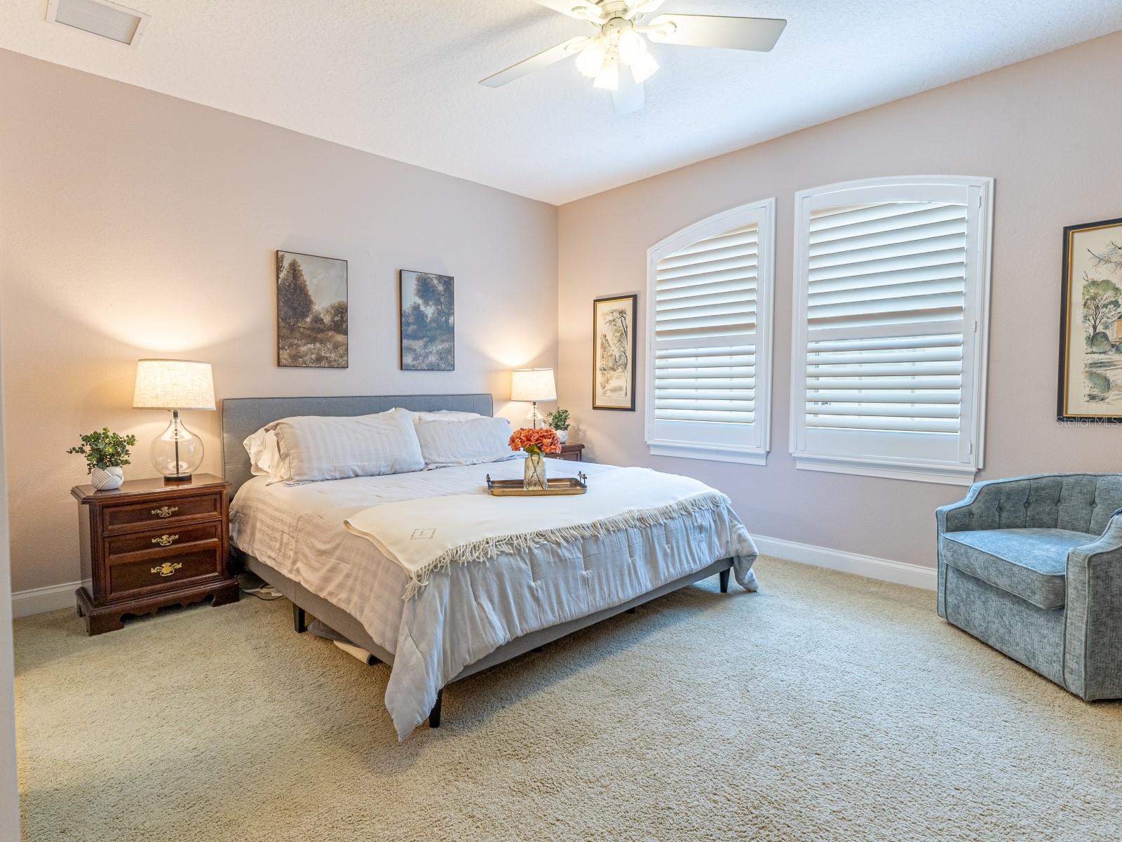 HEATHROW COUNTRY ESTATES - Residential