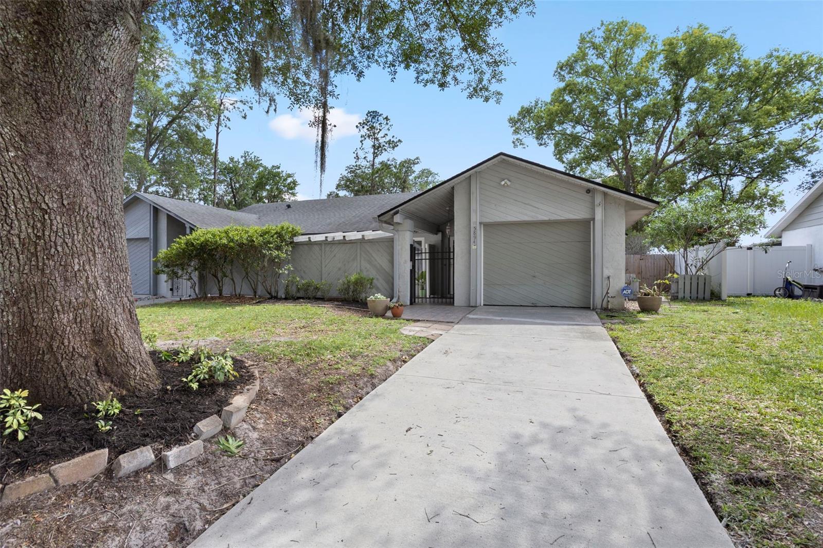 ALOMA PARK - Residential