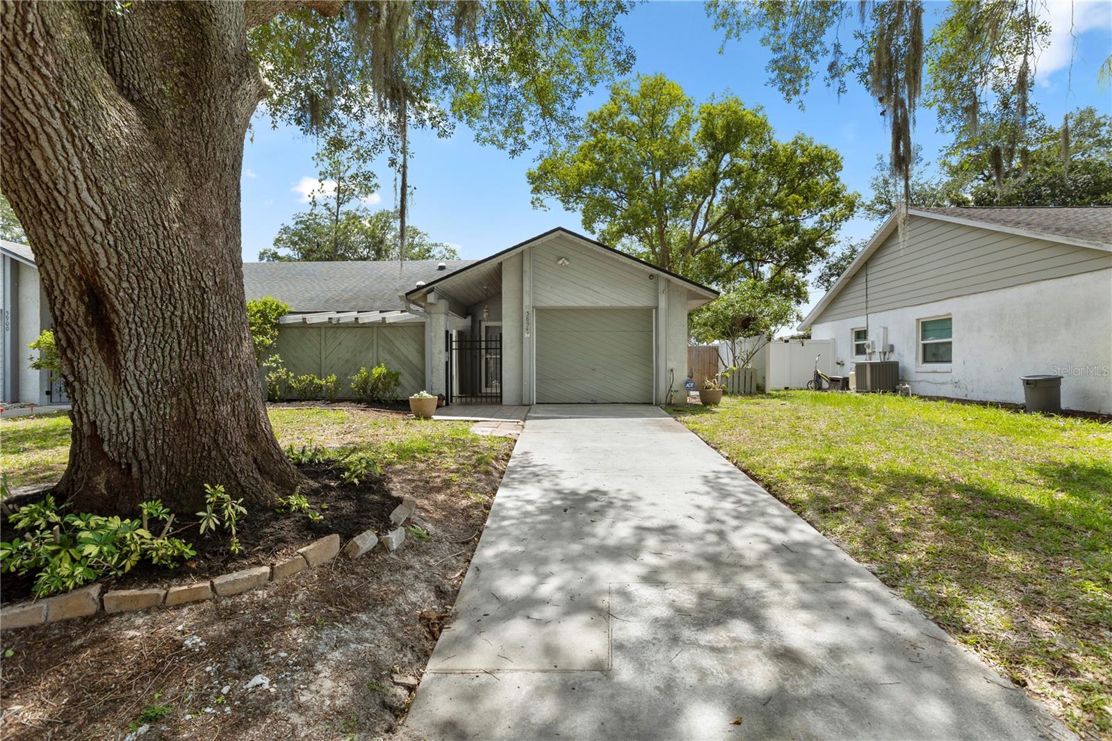 ALOMA PARK - Residential