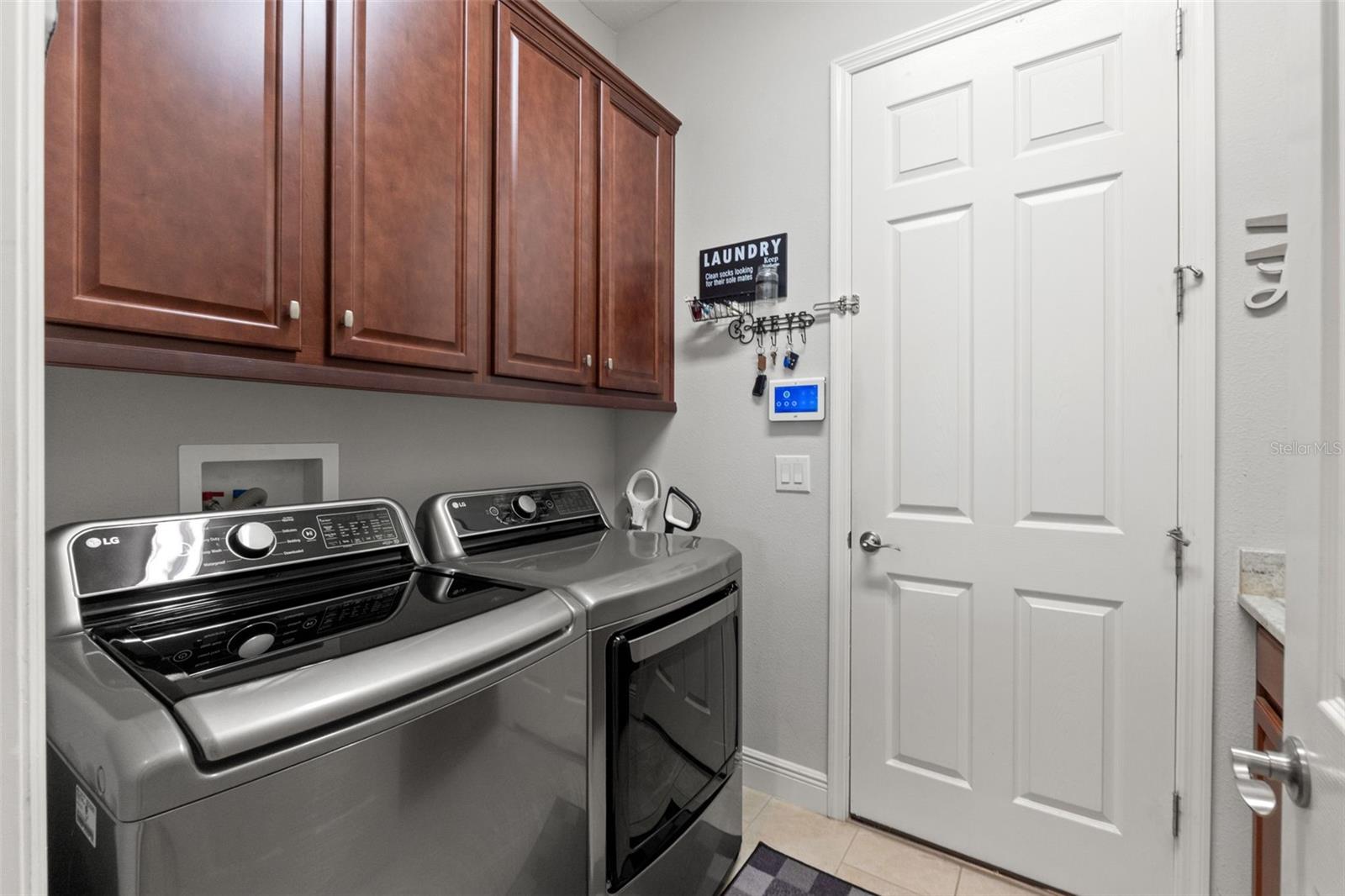 LAKESHORE RANCH PH I - Residential