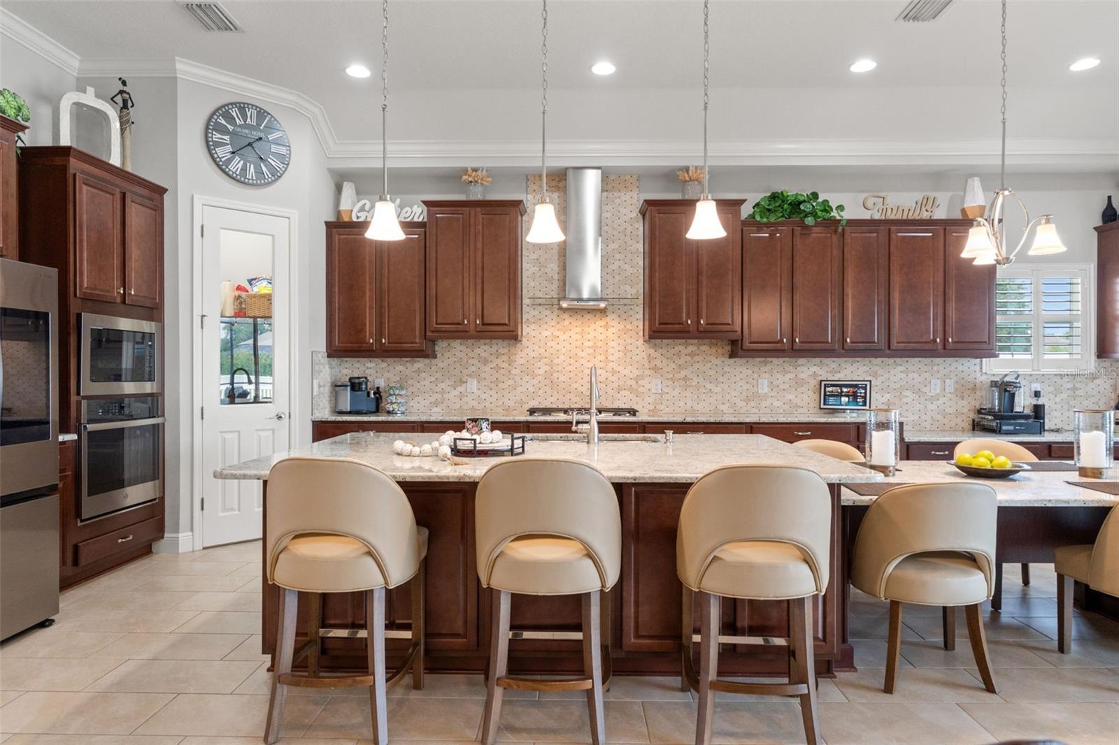 LAKESHORE RANCH PH I - Residential