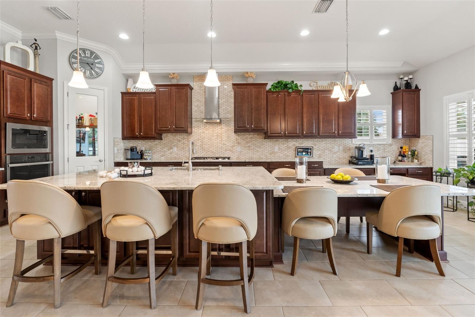 LAKESHORE RANCH PH I - Residential