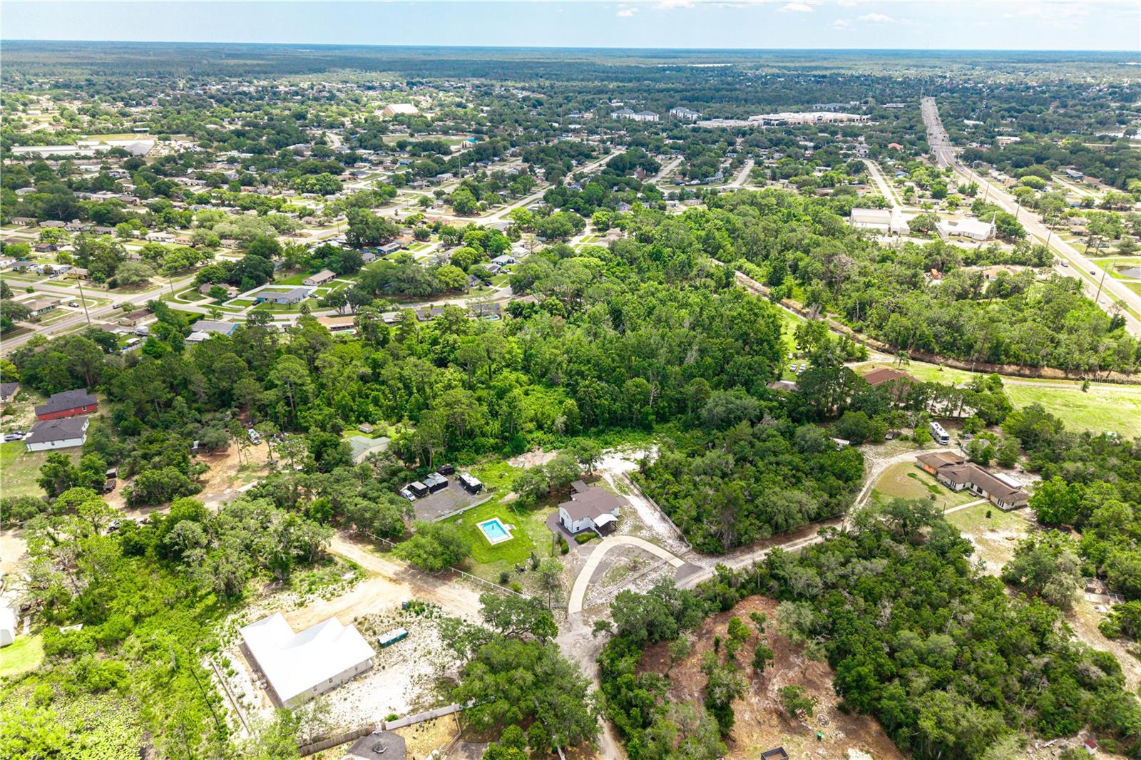 DUPONT LAKES ESTATES INC - Residential