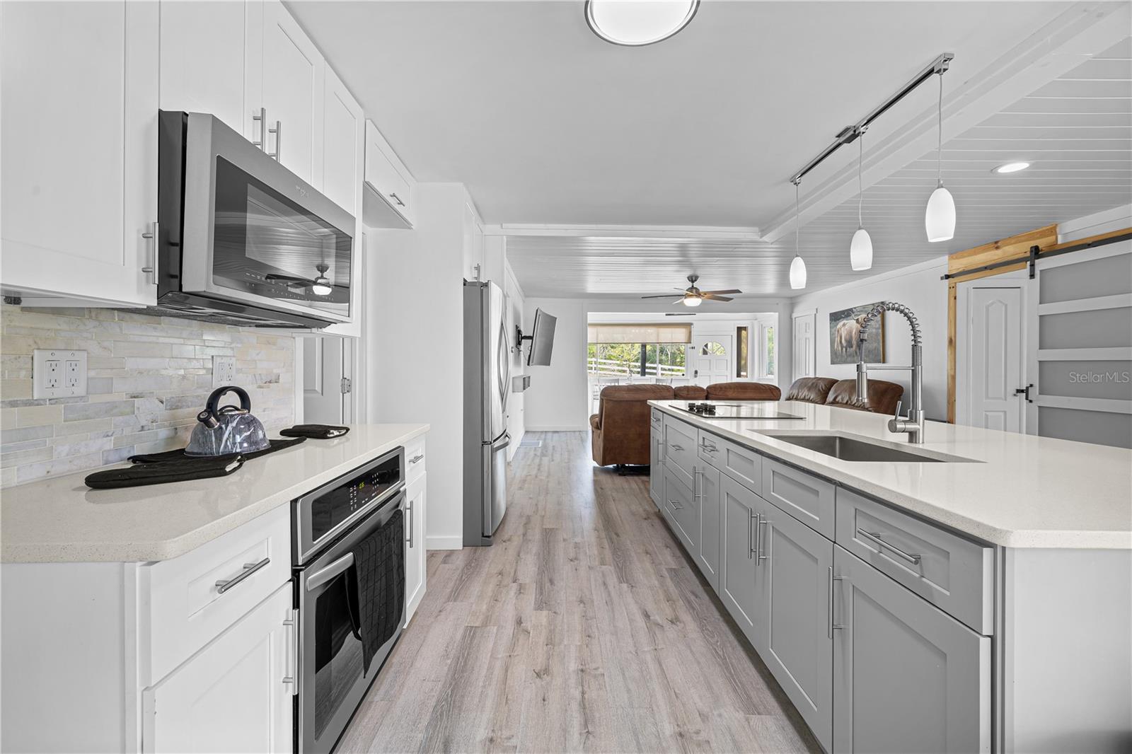 DUPONT LAKES ESTATES INC - Residential