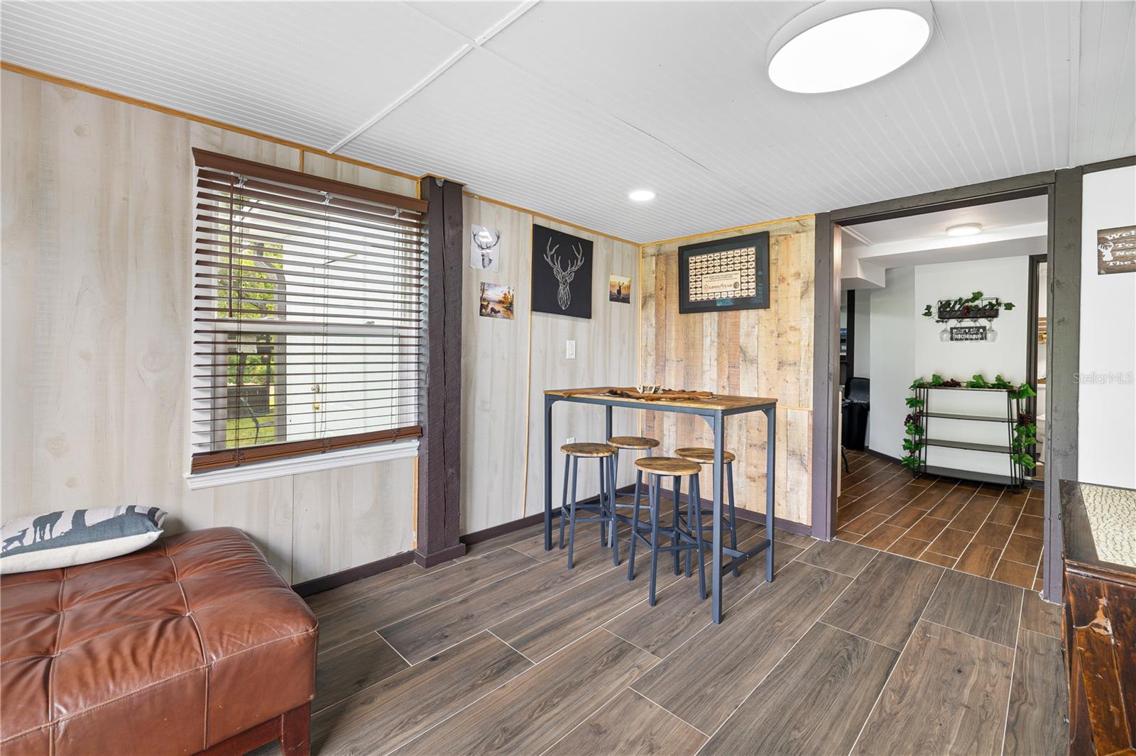 DUPONT LAKES ESTATES INC - Residential