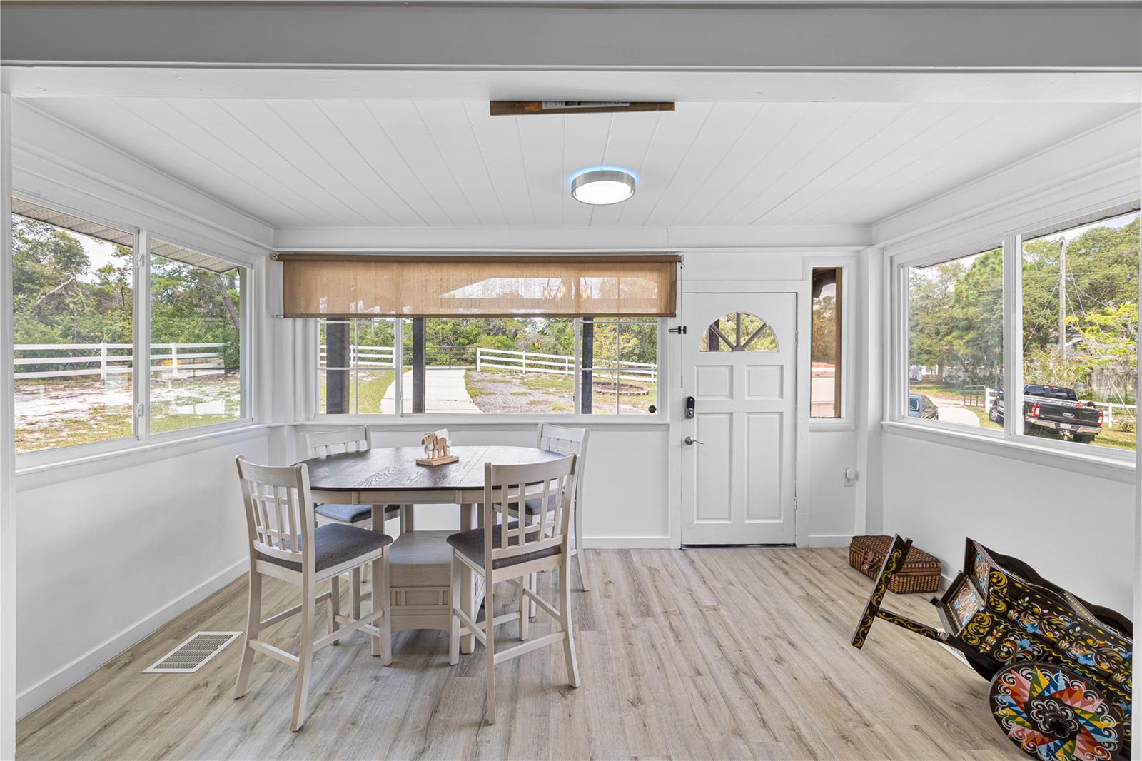DUPONT LAKES ESTATES INC - Residential