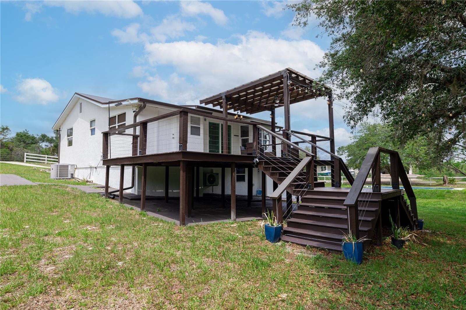 DUPONT LAKES ESTATES INC - Residential