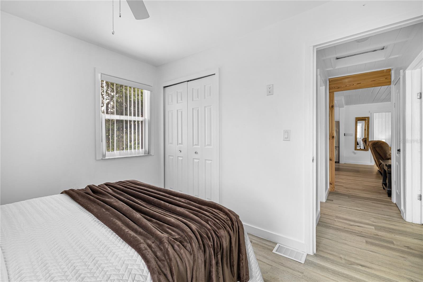 DUPONT LAKES ESTATES INC - Residential