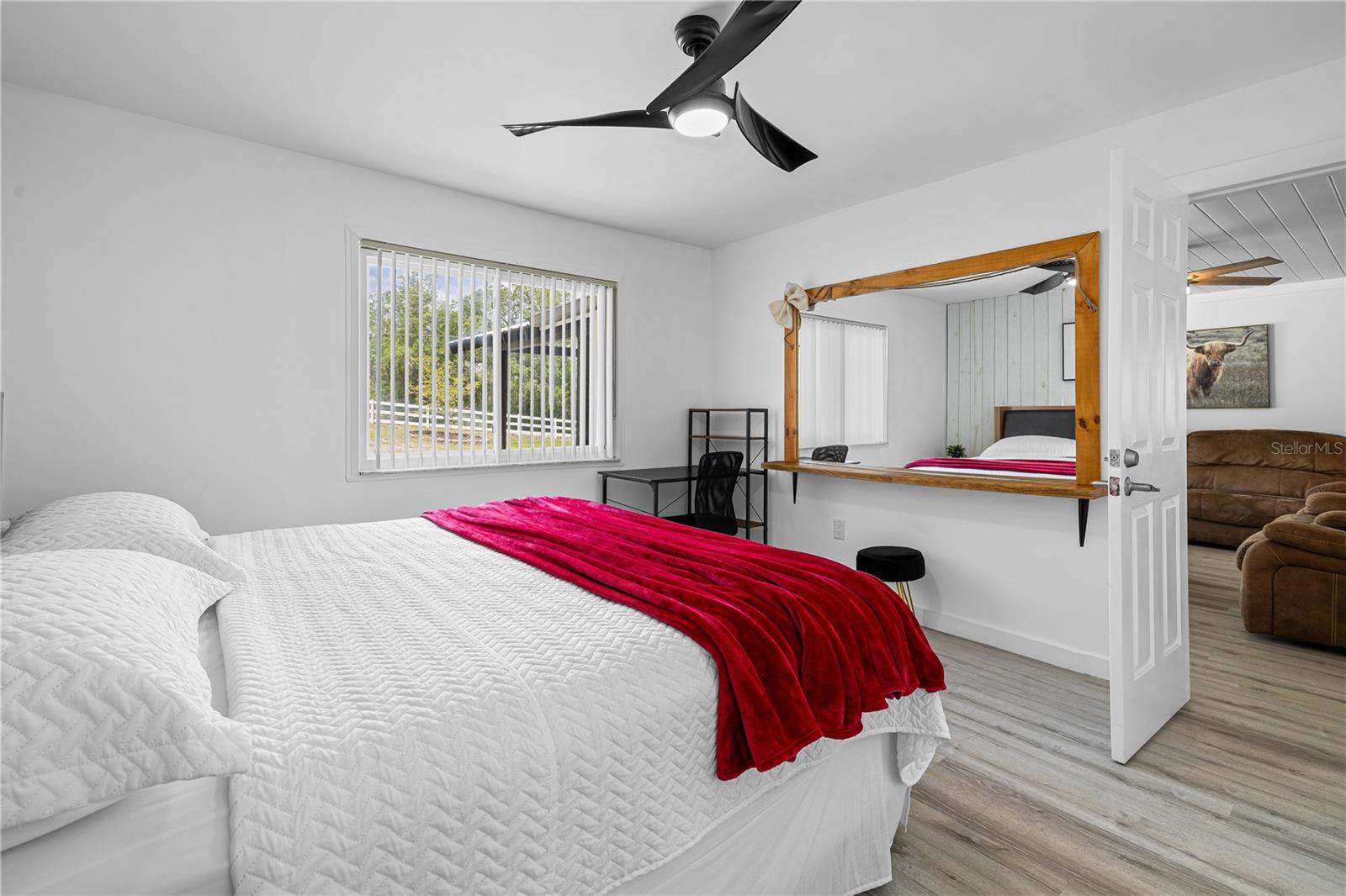DUPONT LAKES ESTATES INC - Residential