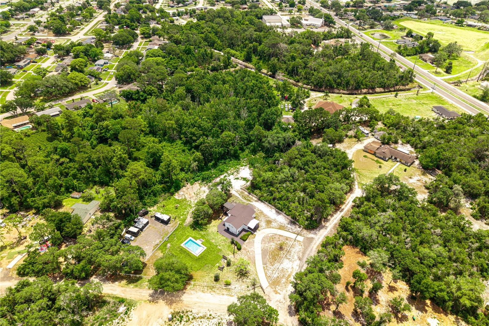 DUPONT LAKES ESTATES INC - Residential