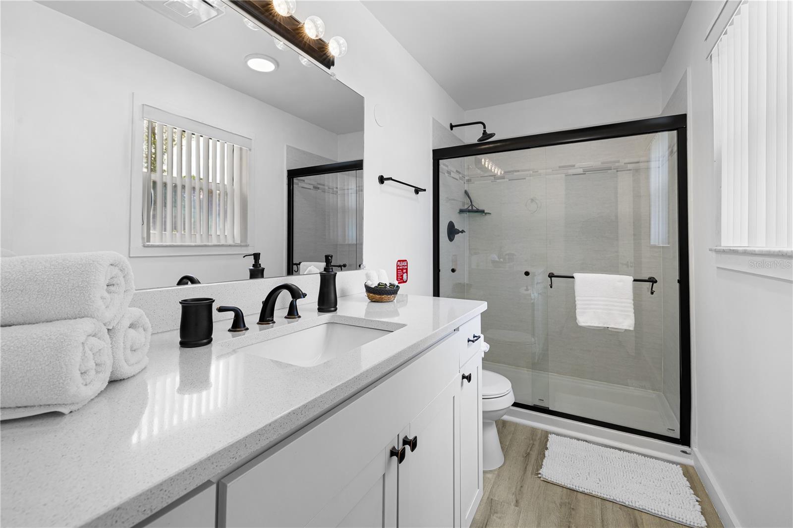 DUPONT LAKES ESTATES INC - Residential