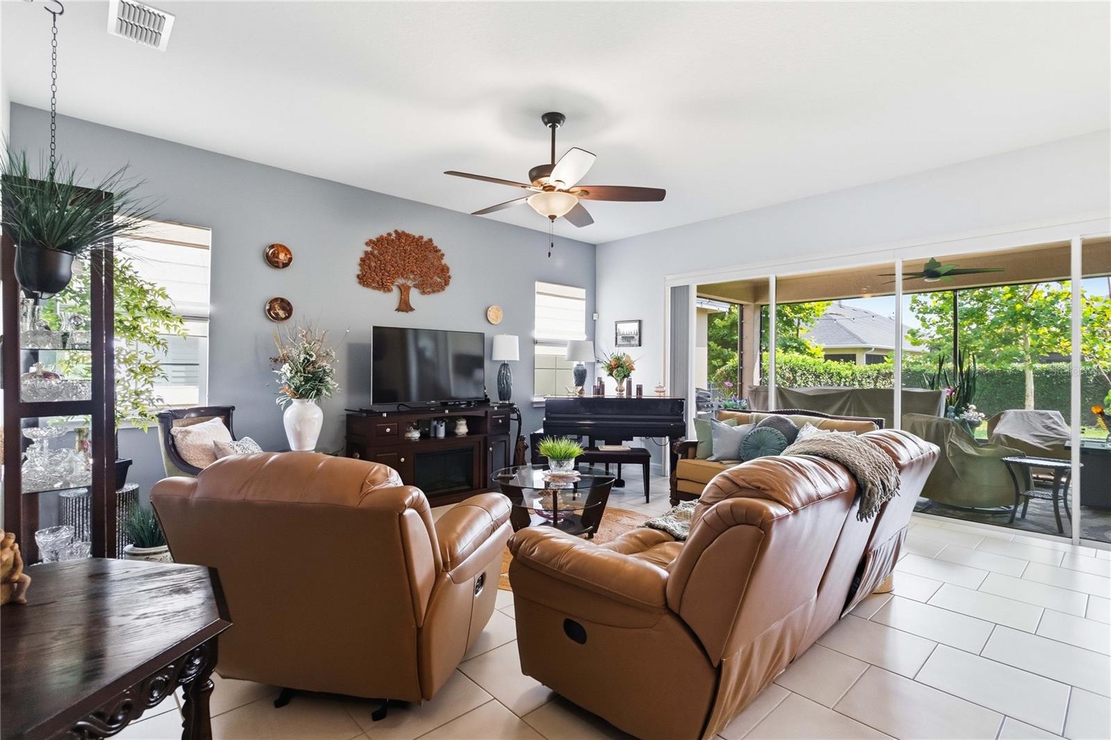 TWIN LAKES PH 1 - Residential