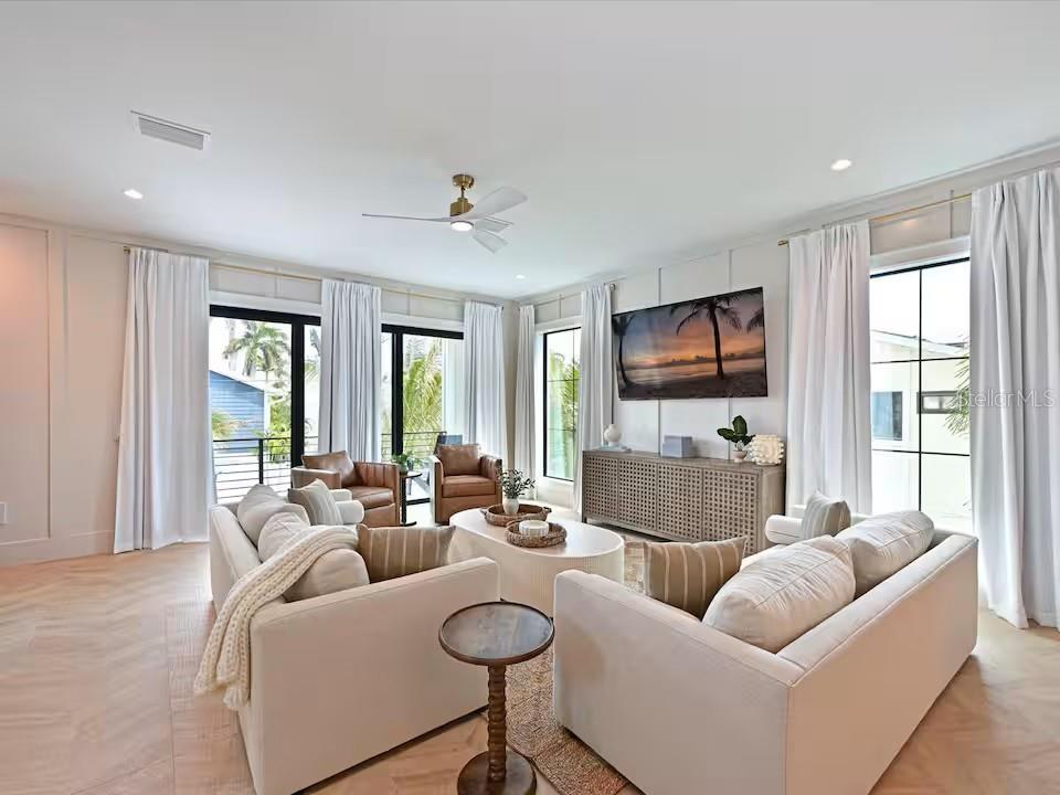 ILEXHURST - Residential