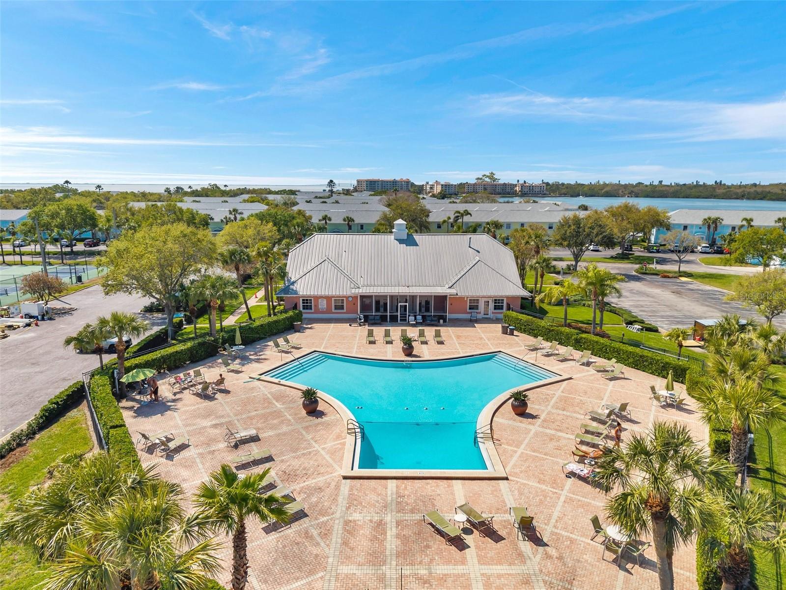 WATERSIDE AT COQUINA KEY SOUTH - Residential