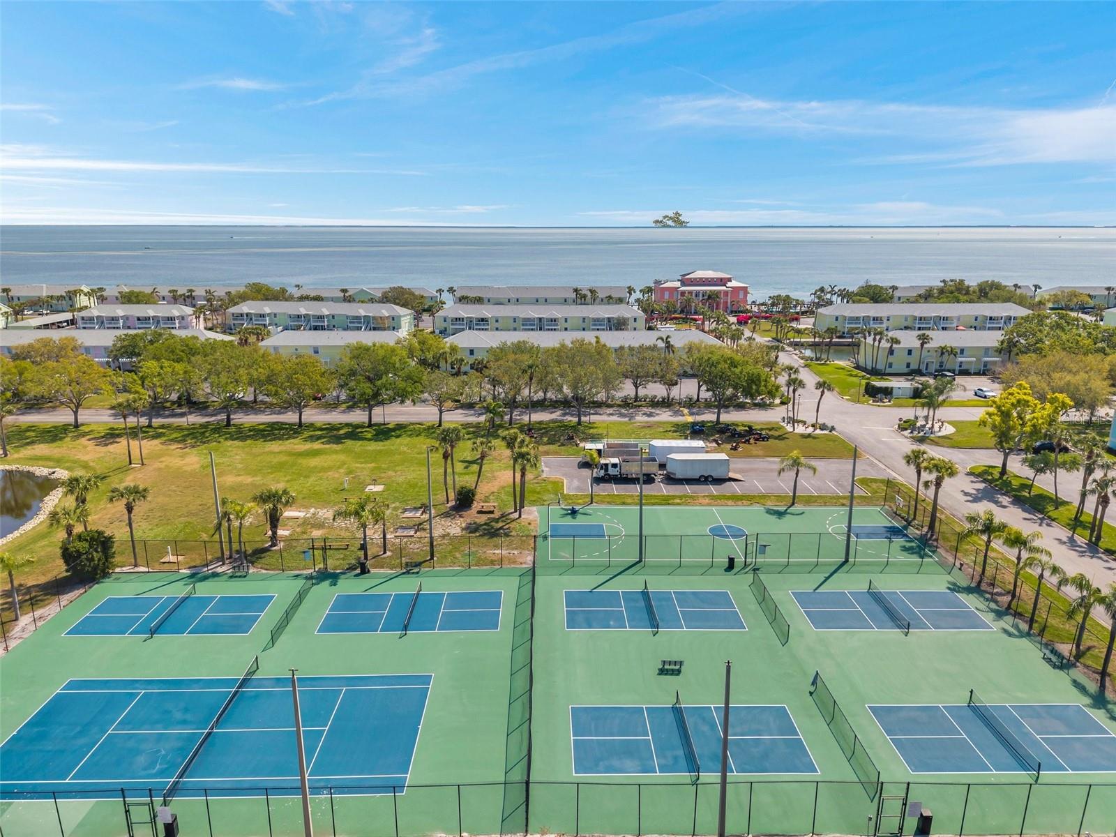 WATERSIDE AT COQUINA KEY SOUTH - Residential