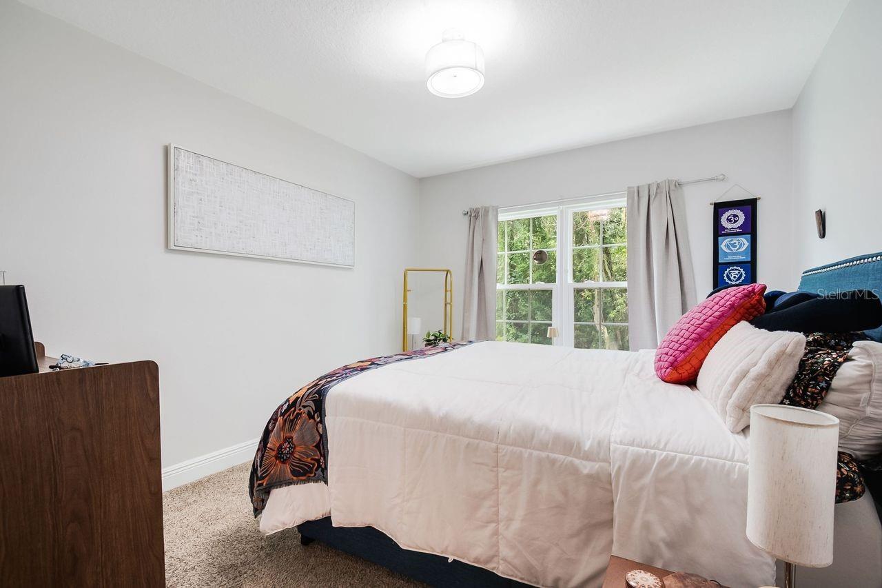 CREST/WATERFORD LAKES - Residential