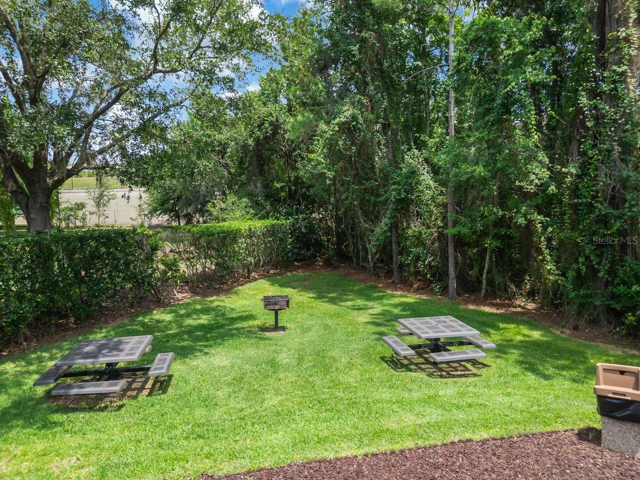 CREST/WATERFORD LAKES - Residential