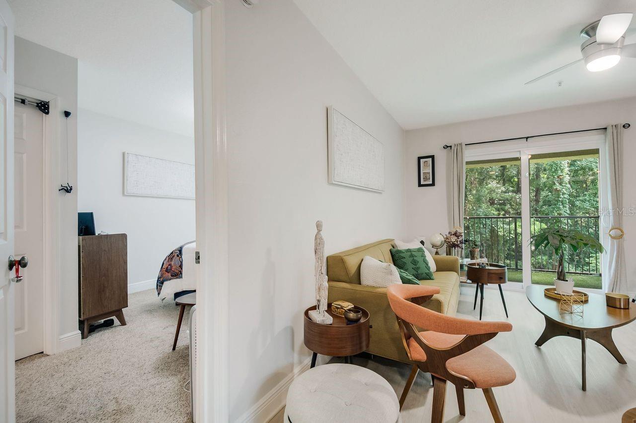 CREST/WATERFORD LAKES - Residential