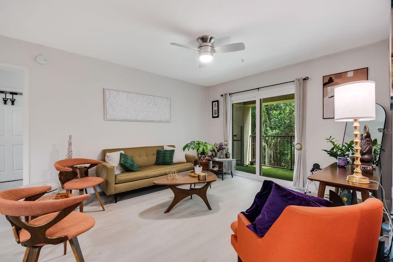 CREST/WATERFORD LAKES - Residential
