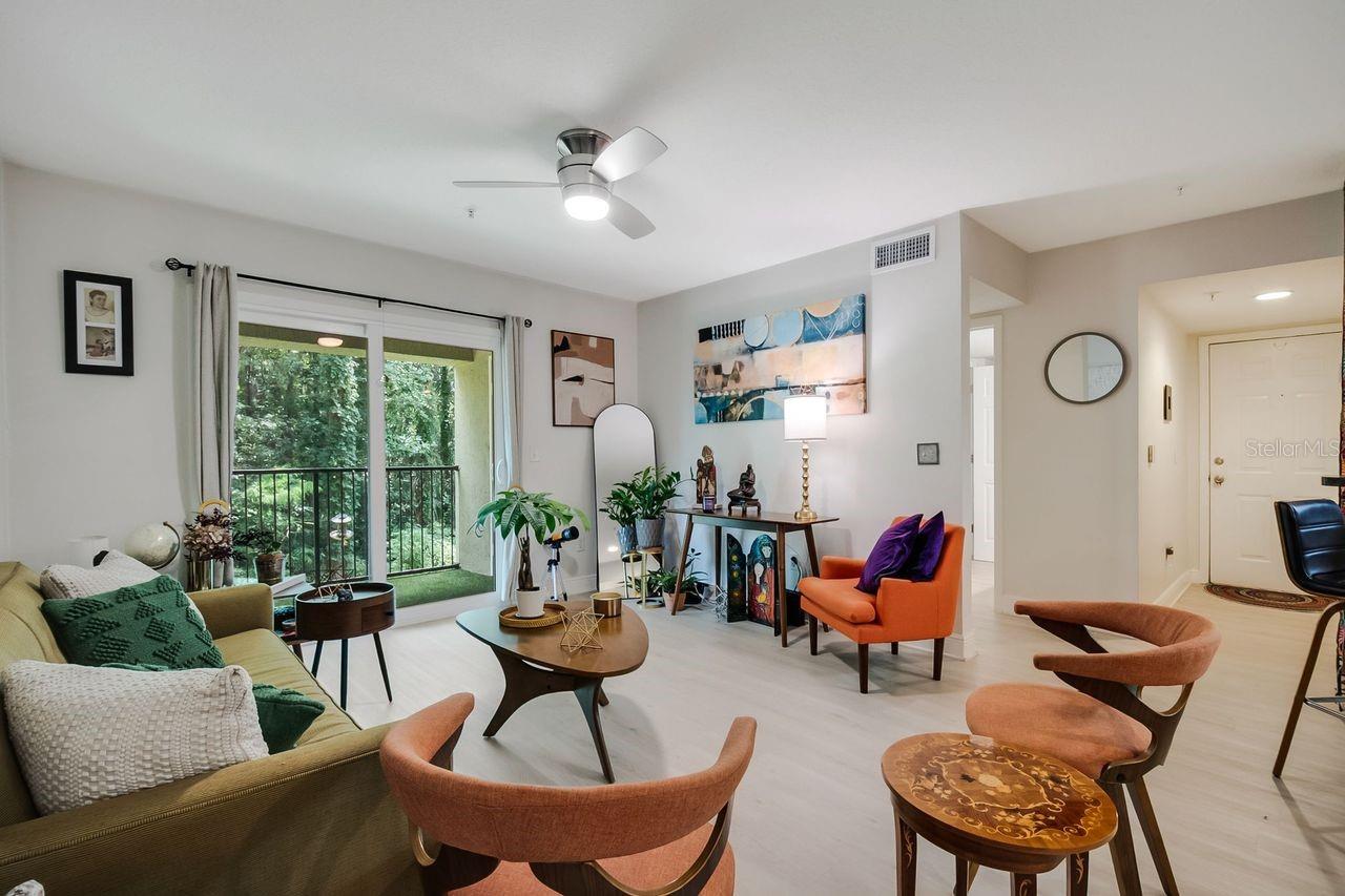 CREST/WATERFORD LAKES - Residential